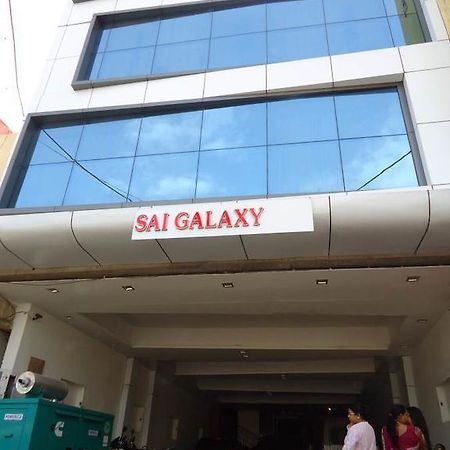Hotel Sai Galaxy Inn Ширді Екстер'єр фото