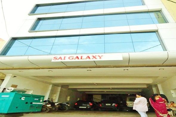 Hotel Sai Galaxy Inn Ширді Екстер'єр фото